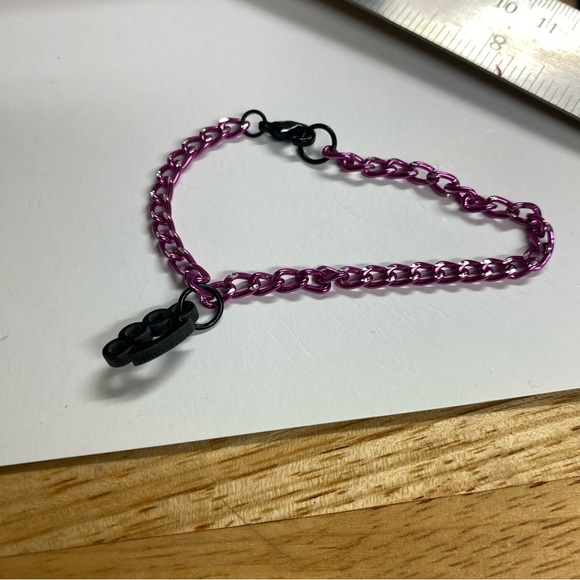 Bracelet, Dainty in Pink Brass Knuckles 00’s - Picture 4 of 5